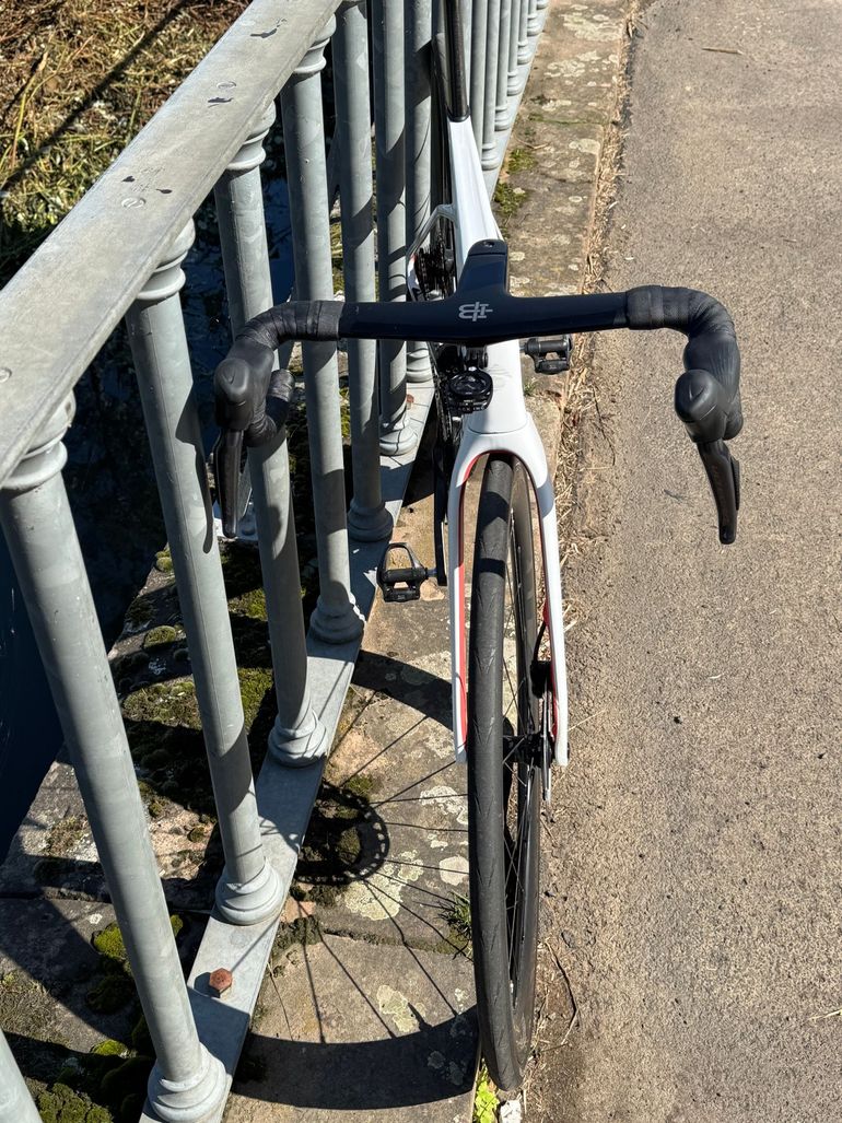 Used Factor Ostro Shimano Ultegra Di2 (12 Speed) 2023 Road & Gravel, White — image 18 of 18
