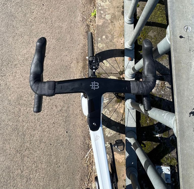 Used Factor Ostro Shimano Ultegra Di2 (12 Speed) 2023 Road & Gravel, White — image 13 of 18