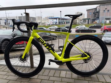 Used BMC Teammachine SLR01 FOUR 2022 2022 Road & Gravel, Green — image 2 of 11