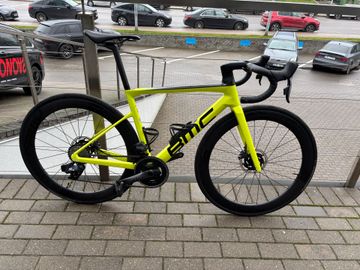 Used BMC Teammachine SLR01 FOUR 2022 2022 Road & Gravel, Green — image 1 of 11