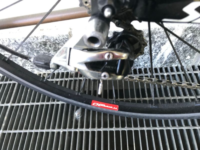 Used Specialized Roubaix SRAM Red eTap AXS 2015 Road & Gravel, Black — image 3 of 7