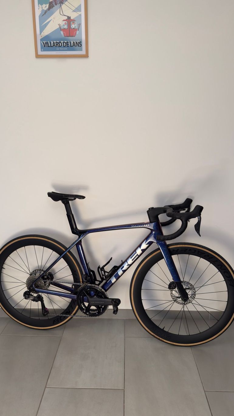 Used Trek Madone Shimano Ultegra Di2 2026 Road & Gravel, Purple — image 1 of 8