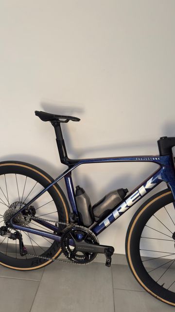 Used Trek Madone Shimano Ultegra Di2 2026 Road & Gravel, Purple — image 6 of 8