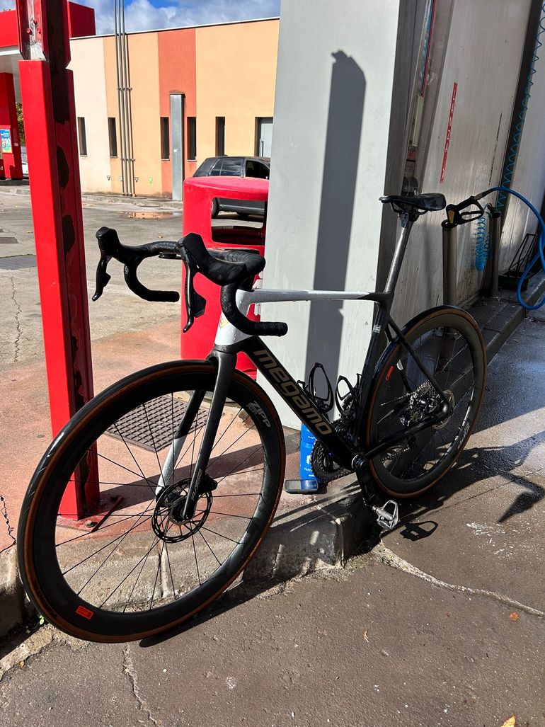 Used Megamo RAISE 09 AXS 2025 2025 Road & Gravel, Black — image 2 of 6