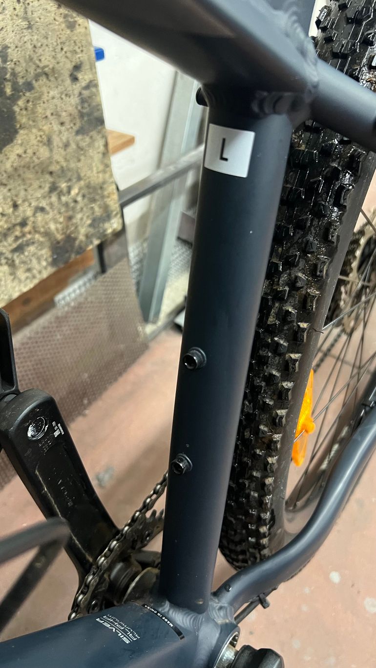 Used Trek Marlin 7 Gen 2 2023 2023 Mountainbike, Blue, 27.5, 29 — image 3 of 6