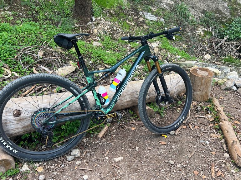 Used Orbea Oiz SRAM GX Eagle AXS (T-Type) 2024 Mountainbike, Green — image 9 of 11