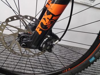 Used Scott Scale 910 2018 2018 Mountainbike, Light Gray, 29 — image 16 of 19