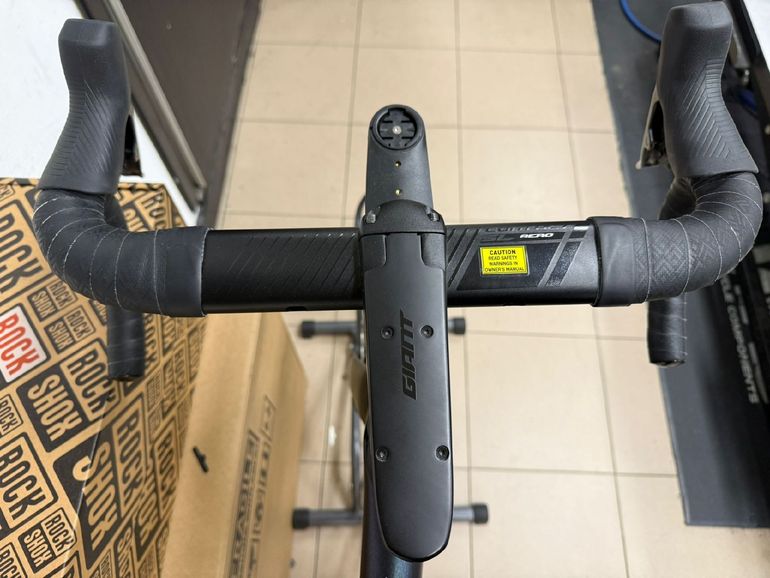 Used Giant Rival 2024 Road & Gravel, Black — image 4 of 4