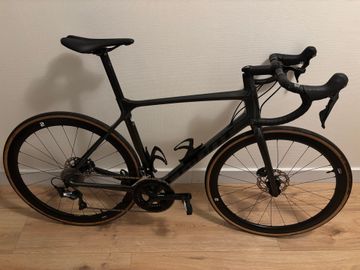 Used Giant TCR Advanced Disc 1+ Pro Compact 2022 2022 Road & Gravel, Black — image 1 of 5