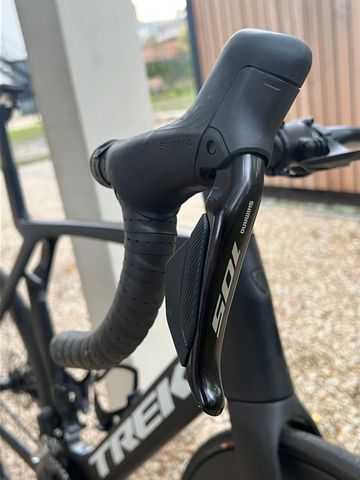 Used Trek SL 6 Gen 7 2024 Road & Gravel, Black — image 10 of 13