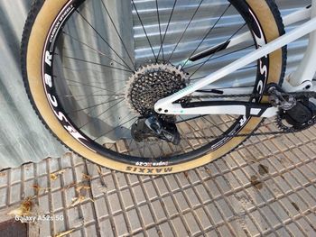 Used Orbea Oiz SRAM XX1 Eagle AXS 2022 Mountainbike, White — image 4 of 9