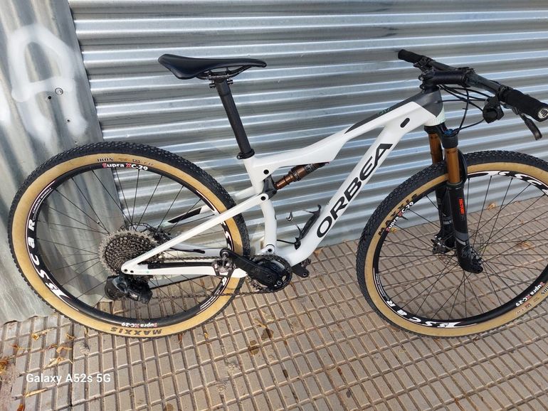 Used Orbea Oiz SRAM XX1 Eagle AXS 2022 Mountainbike, White — image 2 of 9