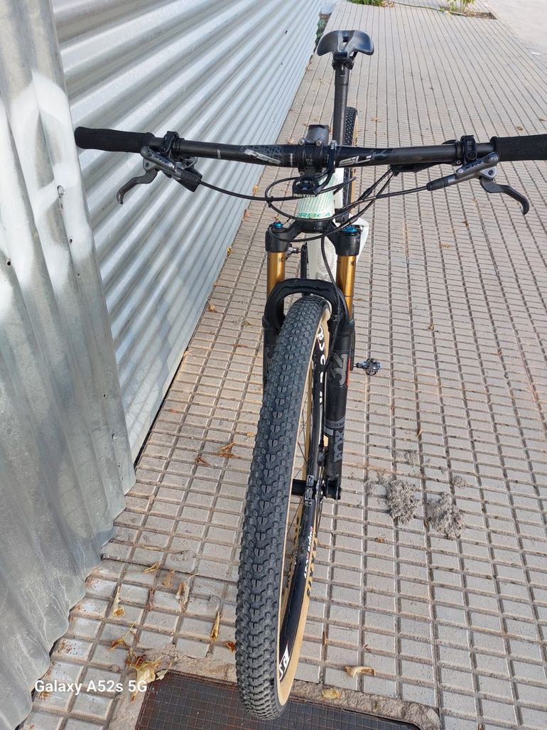 Used Orbea Oiz SRAM XX1 Eagle AXS 2022 Mountainbike, White — image 8 of 9