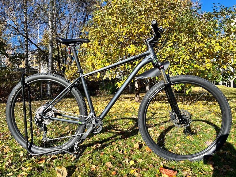 Cannondale Trail 5 2020 2020 Mountainbike usato, Grigio chiaro — immagine 2 di 7
