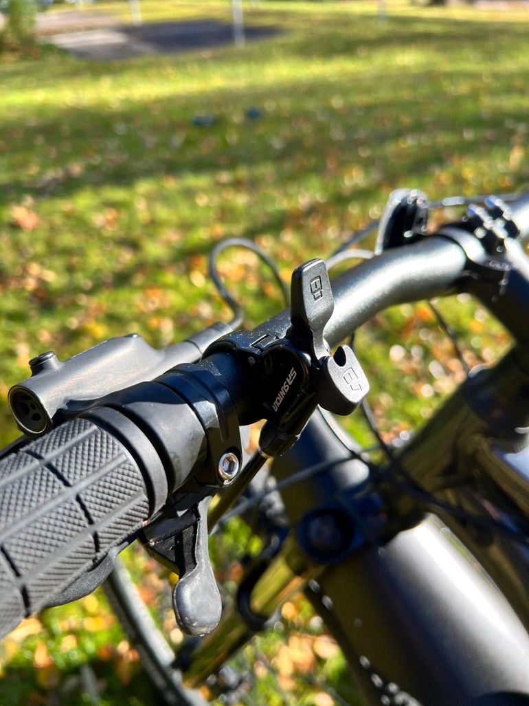Cannondale Trail 5 2020 2020 Mountainbike usato, Grigio chiaro — immagine 7 di 7