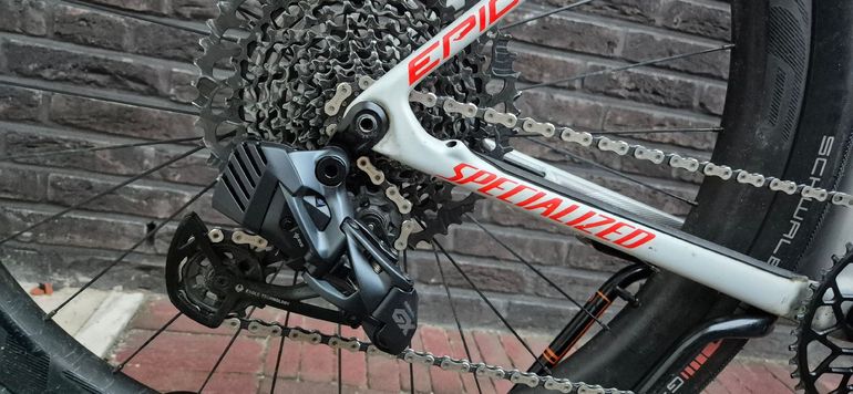 Specialized Epic SRAM GX Eagle AXS 2020 Mountainbike usato, Grigio chiaro — immagine 3 di 6