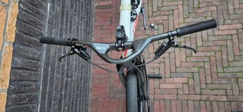 Specialized Epic SRAM GX Eagle AXS 2020 Mountainbike usato, Grigio chiaro — immagine 6 di 6