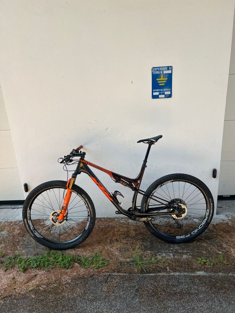 Used KTM SCARP EXONIC 2024 2024 Mountainbike, Orange — image 1 of 5