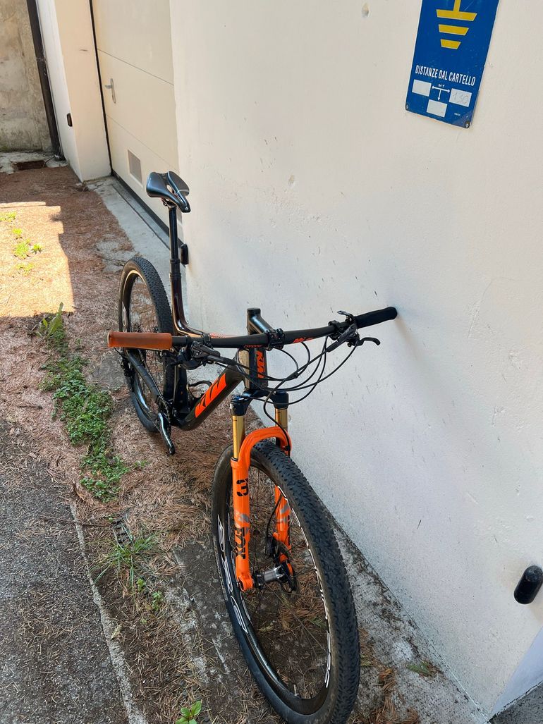 Used KTM SCARP EXONIC 2024 2024 Mountainbike, Orange — image 3 of 5