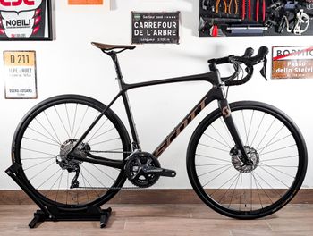 Used Scott Addict 10 disc carbon 2021 2021 Road & Gravel