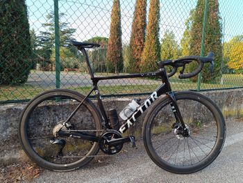 Used Factor O2 VAM Shimano Ultegra Di2 8170 2023 2023 Road & Gravel