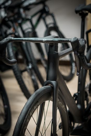 Used Polygon A8X 2025 2025 Road & Gravel, Black — image 2 of 3