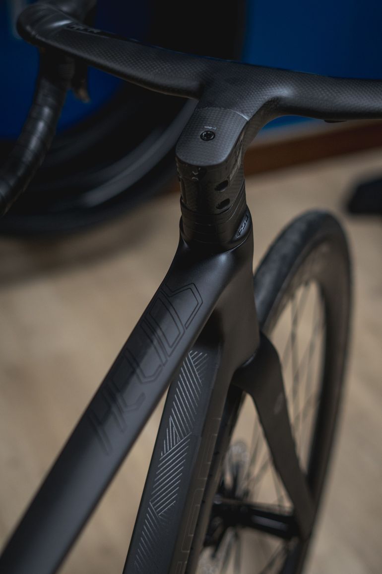 Used Polygon A8X 2025 2025 Road & Gravel, Black — image 3 of 3