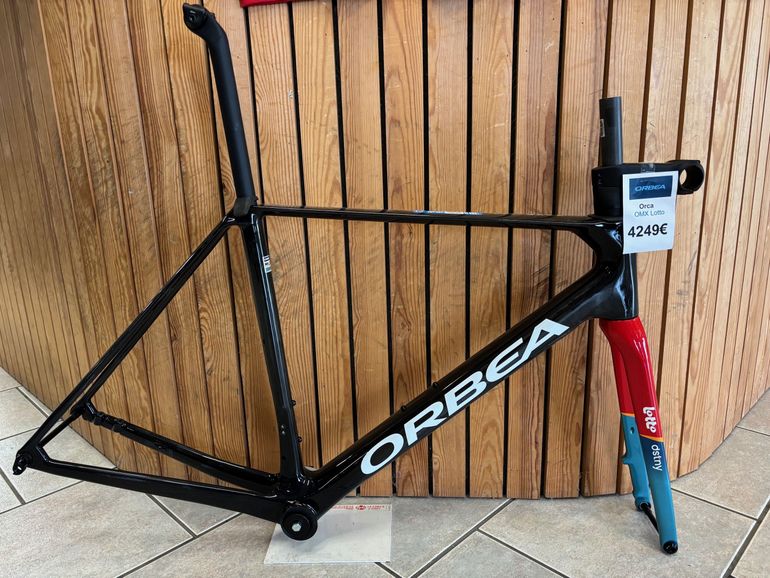 Used Orbea ORCA OMX REPLICA Frameset 2024 Road & Gravel, Black — image 2 of 4