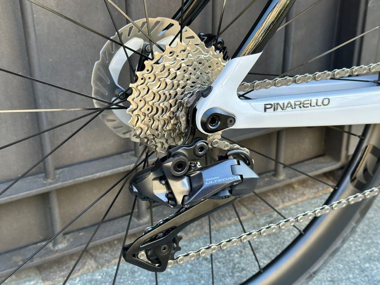 Used Pinarello Dogma Shimano Ultegra Di2 2024 Road & Gravel — image 5 of 8