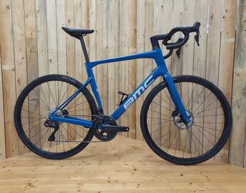 Used BMC Roadmachine TWO 2024 2024 Racefiets & gravel