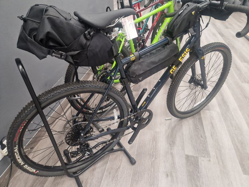 Genesis Fugio SRAM Apex 2024 Road & Gravel d'occasion — image 2 sur 5