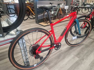 Brugt BMC Urs Sram Apex Etap AXS 2024 Road & Gravel — billede 3 af 4