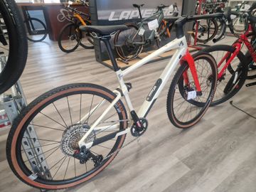 Brugt BMC URS 01 FOUR 2024 2024 Road & Gravel