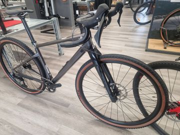 Brugt BMC URS TWO 2025 GREY 2025 Road & Gravel — billede 3 af 4