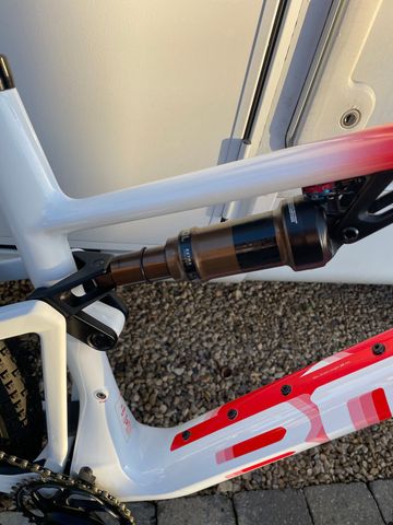 Used BMC Fourstroke 01 LTD 2023 2023 Mountainbike, Red, 29 — image 9 of 14