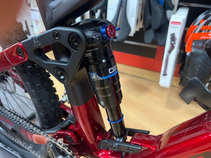 Gebrauchtes Trek Fuel EX7 2026 Mountainbike, Rot — Bild 4 von 7