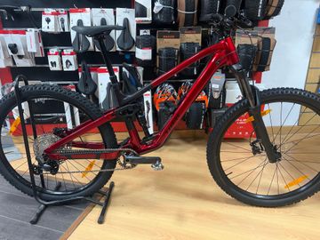 Gebrauchtes Trek Fuel EX7 2026 Mountainbike, Rot — Bild 1 von 7