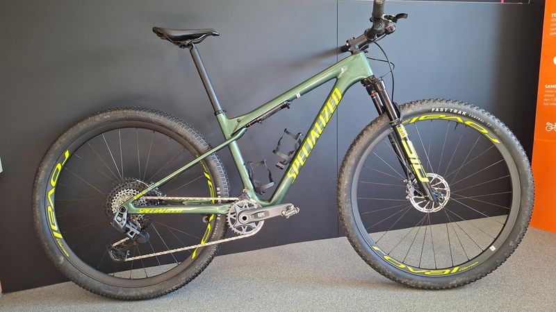 Used Specialized Epic SRAM GX Eagle AXS 2025 MTB
