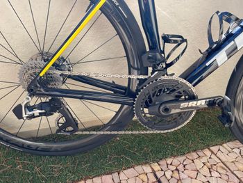 Used Trek Madone SLR 9 AXS Gen 8 2025 2025 Road & Gravel, Red — image 3 of 6