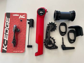 Used Trek Madone SLR 9 AXS Gen 8 2025 2025 Road & Gravel, Red — image 6 of 6