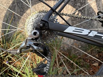 Used BH SRAM Red 2018 Road & Gravel, Black — image 5 of 23
