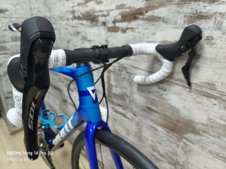 Used Giant TCR Pro 2024 Road & Gravel, Blue — image 6 of 19