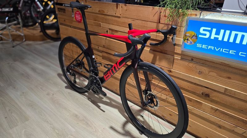 Gebrauchtes BMC Teammachine R 01 TWO 2024 2024 Road & Gravel, Rot — Bild 3 von 3