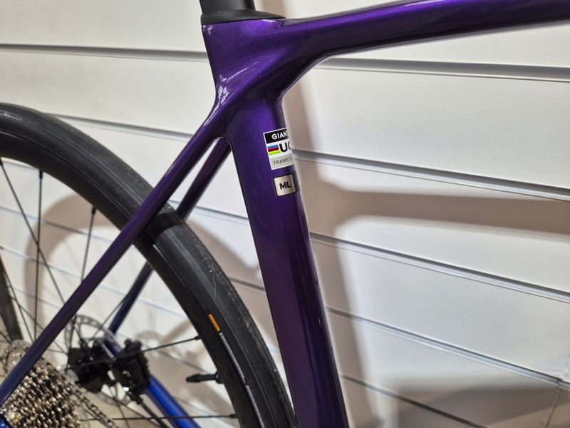 Giant TCR Advanced 1 2025 2025 Road & Gravel usato, Blu — immagine 6 di 6