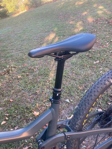Used Scott Genius SRAM NX 2023 Mountainbike, Light Gray, 29 — image 13 of 21