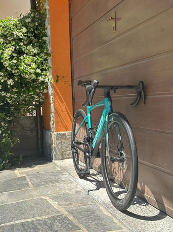 Used Bianchi Specialissima PRO Ultegra Di2 2024 2024 Road & Gravel, Black — image 5 of 8