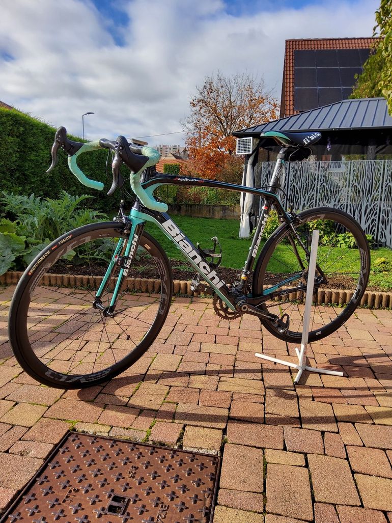 【美品】BIANCHI Infinito Campagnolo Athena 美品】BIANCHI Infinito Campagnolo Athena Just in: Bianchi Infinito