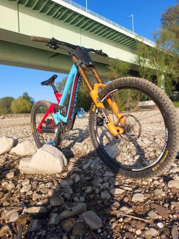 Used Mondraker Summum SRAM GX DH 2019 MTB