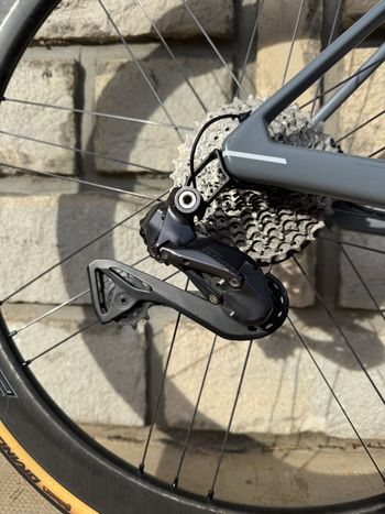 Used BMC Teammachine SLR01 FIVE 2023 2023 Road & Gravel, Light Gray — image 8 of 16