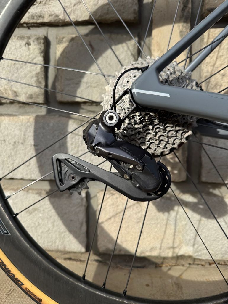 Used BMC Teammachine SLR01 FIVE 2023 2023 Road & Gravel, Light Gray — image 8 of 16